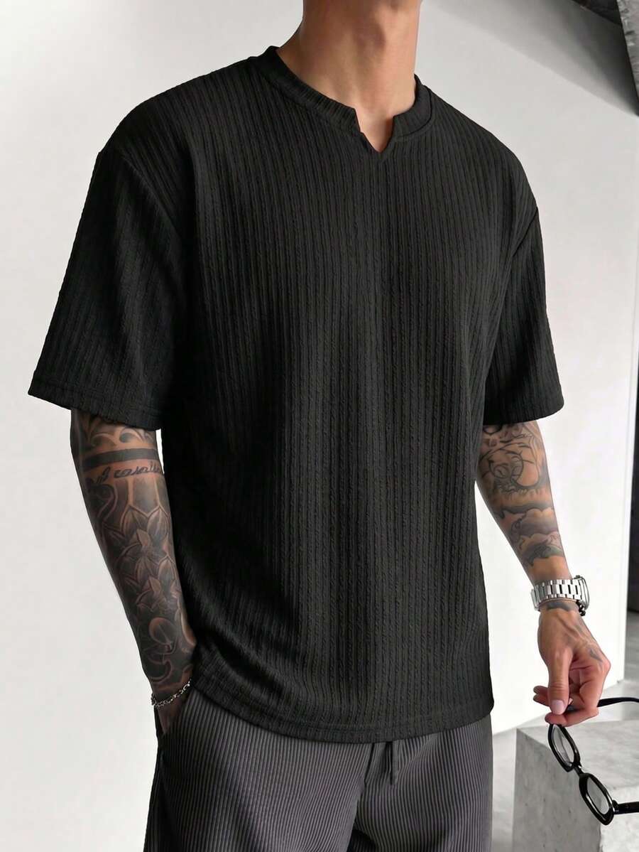 1pc Men's V-Neck Short Sleeve T-Shirt, Textured Fabric, Lightweight & Breathable, Suitable For Summer, Anti-Pilling & Deformation, Casual Style, Machine Washable, For Daily Commute & Outdoor Activities - Black - View 1
