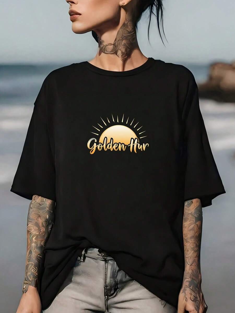 Camiseta de mujer con estampado de sol Golden Hour, camiseta casual de verano, adecuada para amigos y familiares, perfecta para vacaciones en la playa y como regalo. Top cómodo y versátil de manga corta. - Negro - Ver 1