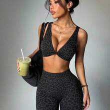 Soqi Women's Clothing Slayform 1 Conjunto de Sujetador Deportivo y Mallas de Mujer con Estampado de Leopardo y Diseño Cruzado Retorcido para Yoga, Correr, Fitness y Ejercicio - Azul - Ver 2