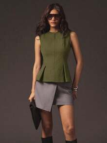 Blusa estructurada sin mangas con cremallera frontal y volante, para uso casual en la oficina - Verde militar - Ver 4