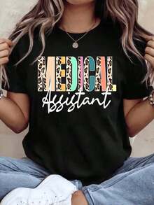 Suave, transpirable y ligero para comodidad durante todo el día. Camiseta de manga corta para asistente médica con estampado de leopardo y bloques de color, ideal para uso casual en el trabajo o en el día a día. Tela cómoda, perfecta como regalo. 220g. Cuello redondo clásico con un corte relajado que favorece todas las formas del cuerpo y es fácil de combinar con jeans, shorts y leggings. - Blanco - Ver 8