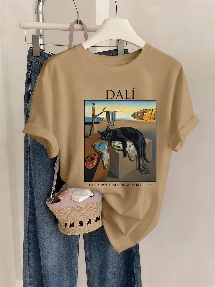 Dali's Memory: The Persistent Black Cat, A Women's Spring/Summer T-Shirt With Surrealist Art Prints, Fitted Design, Round Neck, Suitable For Casual Everyday Wear, New 2026 Style! Comfortable And Soft, Cotton T-Shirt For Everyday Wear. - 卡其色 - 查看 1