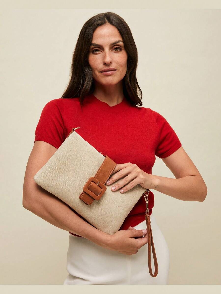 Misako Sac bandoulière Soro en tissu effet raphia naturel avec détails  , double fermeture sécurisée et design élégant. Comprend une anse amovible et bandoulière ajustable pour un port versatile. Parfait pour un look estival naturel et sophistiqué. - Naturel - Voir 1