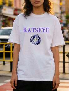 Ropa de Verano Personalizada para Mujer, Camiseta Casual de Algodón Suave con Cuello Redondo, Diseño Exclusivo del Grupo KATSEYE Girl con Estampado de Insignia Planetaria. - Camiseta Unisex de Estilo Urbano Vintage, de Algodón, Manga Corta y Cuello Redondo. - Blanco - Ver 3