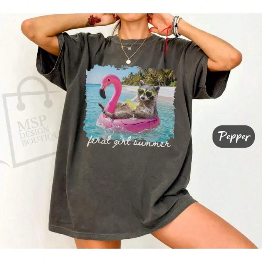 ® Girl Summer Tee, Summer Raccoon Shirt, Women's Summer T-Shirt, Women's Summer Beach Top, Girl Raccoon Tee - 黑色 - 查看 1