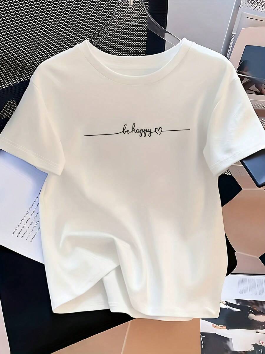 Camiseta de mujer, camiseta blanca con letras cursivas negras minimalistas - cuello redondo suave y transpirable, mangas cortas casuales, adecuada para el uso diario. Es perfecta para usar en capas o en todas las estaciones. La cómoda y sencilla camiseta blanca combina perfectamente con jeans, vestidos o suéteres. Top versátil, ideal para atuendos cotidianos, corte holgado, camiseta ligera, camiseta básica, guardarropa minimalista, tops para mujeres amantes del streetwear. - Blanco - Ver 1