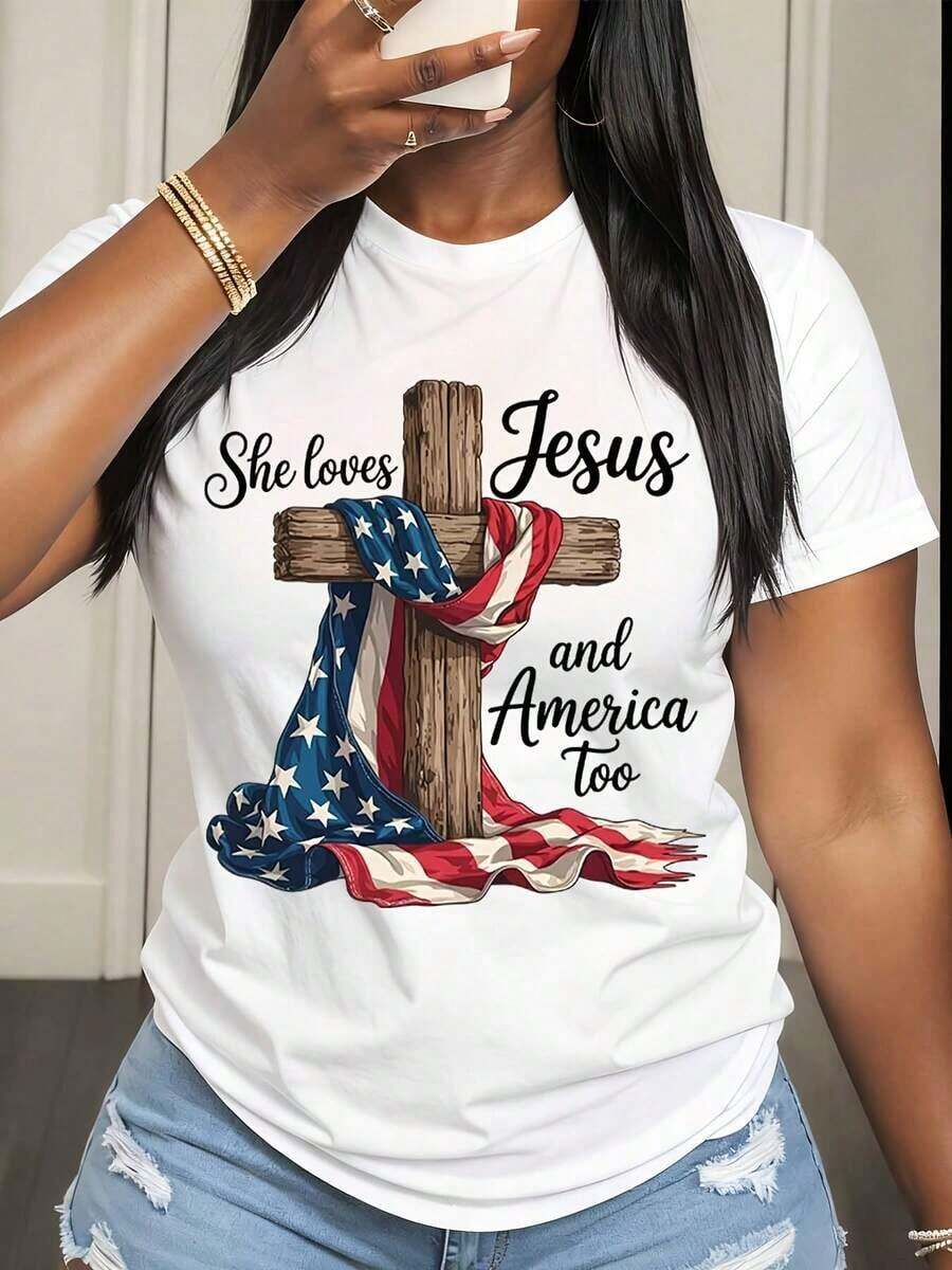 Camiseta de Mujer con Estampado de Cruz y Bandera Americana, Diseño Patriótico Cristiano para el Día de la Independencia y Eventos Religiosos - Blanco - Ver 1