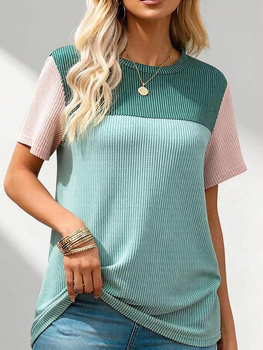 CILKOO Women's Casual Round Neck Contrast Color Ribbed Splice Short Sleeve T-Shirt - Green - View 1