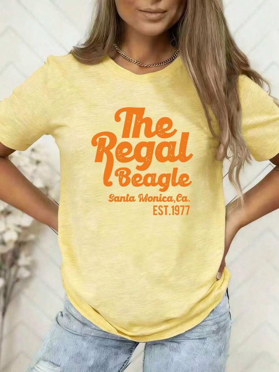 Camiseta deportiva casual, The Regal Beagle, estilo vintage con estampado retro de dibujos animados para mujer, manga corta, camiseta casual/de vacaciones para primavera/verano, al aire libre, almacén local, casual y elegante.