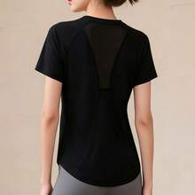 Nueva camiseta deportiva para mujer con espalda de malla, tejido elástico de efecto segunda piel, diseño estilizador para yoga y running - marrón - Ver 5