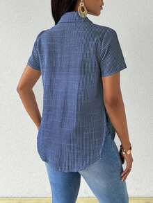 Camisa de mujer de manga corta con rayas verticales y bajo con abertura, blusas de manga corta - Azul lavado oscuro - Ver 2