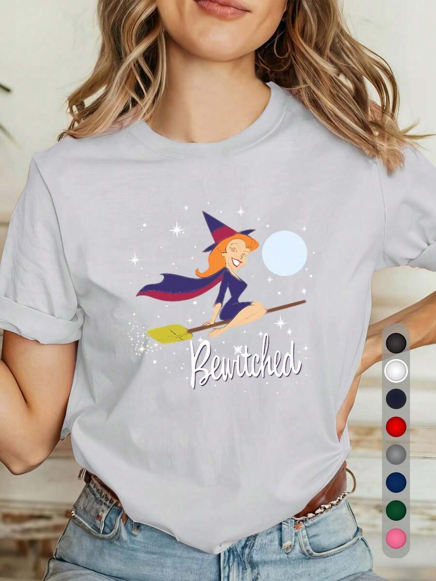 Camiseta de Mujer con Diseño de Escoba de Bruja Mágica, Luna y Cielo Estrellado - 100% Suave, Cuello Redondo, Manga Corta, Top Casual para Halloween y Uso Diario, Letras Moradas y Diseño de Cielo Nocturno Mágico, Lavable a Máquina para Comodidad en Todas las Temporadas. ZHDI - Blanco - Ver 1