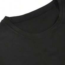 ComfortableSassyGooseontheLoose" Camiseta de Moda Estampada, Manga Corta Unisex para Hombres y Mujeres. Un Esencial de Streetwear Imprescindible: Camiseta de Manga Corta para Mujer, Estilo Básico para Uso Interior y Exterior - Negro - Ver 4