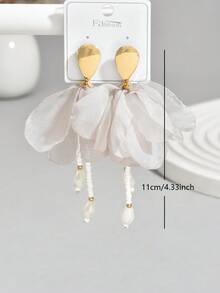 1 par de pendientes largos con flor de tela elegante, adecuados para uso diario (color de la cuenta al azar) - Blanco roto - E1337 - Ver 4