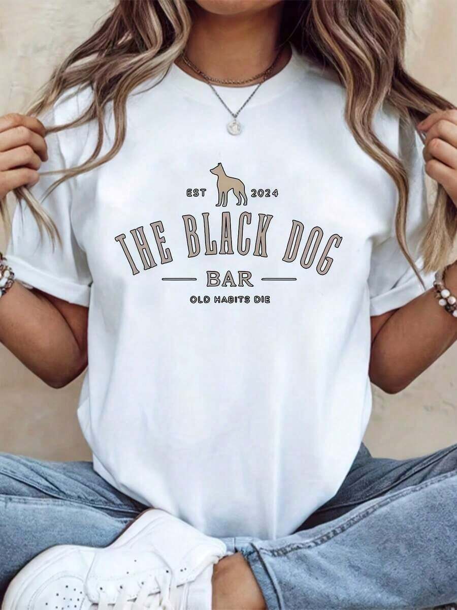 Soft, Breathable, And Lightweight For All-Day Comfort. This Black T-Shirt From Dog Bar, Founded In 2024, Features A Graphic Print, A Relaxed Fit, And Short Sleeves. Breathable And Suitable For Everyday Wear. 220g. Classic Crew Neck With A Relaxed Fit That Flatters All Body Types And Is Easy To Pair With Jeans, Shorts, And Leggings. - 白色 - 查看 1