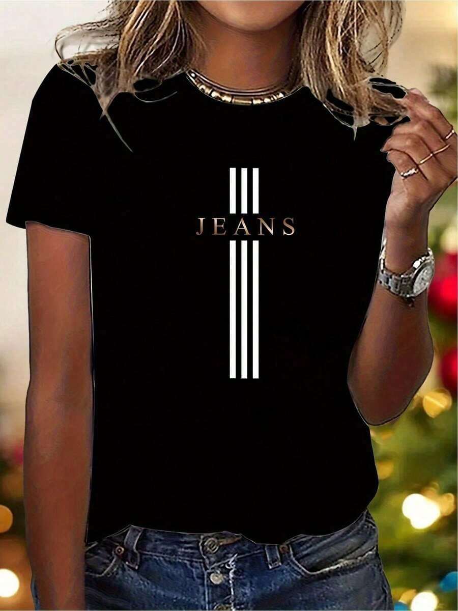 Camiseta Y2K negra con diseño de rayas y texto JEANS moda urbana y contemporánea ideal para completar tu look diario destaca por su estilo único y trendy perfecta para las amantes de la moda y la cultura pop en México única y exclusiva para ti - Negro - Ver 1