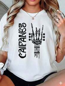Oversized Black T-Shirt CAIFANES Rocker Style With Skeleton Hand And Guitar Graphic, Vintage Urban Gothic Style T-Shirt, Casual Loose Short Sleeve Women's Top, Pretty Women's Blouses, Rock Mexico Casual Blouses For Women, 100% Cotton - 白色的 - 查看 5
