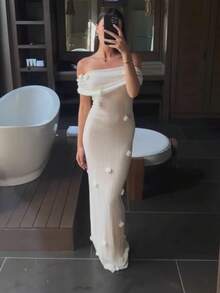 Vestido largo nueva llegada, hombros al descubierto con detalles florales, corte ajustado estilo vacacional - Blanco - Ver 4