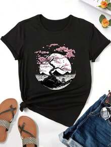 Camiseta única y moderna con diseño de árbol de cerezo y paisaje montañoso estilo y2k ideal para expresar tu personalidad y amor por la naturaleza perfecta para cualquier ocasión y destacar entre la multitud. Disponible en talla única para un ajuste cómodo y versátil. - Negro - Ver 1