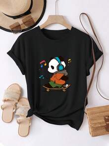 Camiseta de mujer: Camiseta cómoda y casual de manga corta con cuello redondo y un estampado de panda en patineta, dinámica y elegante, de longitud regular, adecuada para todas las estaciones, moda diaria, ideal para la ropa de mujer de primavera y verano. - Negro - Ver 1