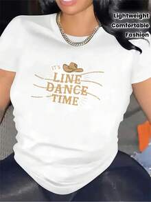 Nueva camiseta de manga corta diseñada para baile en línea en restaurantes, hecha de material ligero y duradero, que ofrece un ajuste cómodo. Es perfecto para fiestas y eventos, con un elegante diseño de sombrero de vaquero, lo que lo hace ideal para salidas informales. Camiseta unisex de manga corta, cuello redondo, de algodón suelto, estilo vintage urbano. - Blanco - Ver 7