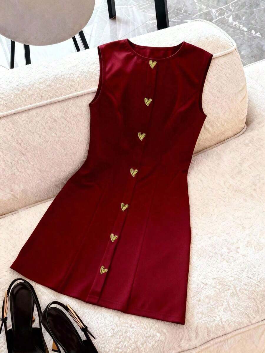 Este nuevo vestido presenta un diseño elegante con una hebilla metálica elástica con forma de corazón, muy adecuado para fiestas, viajes diarios, citas nocturnas y el Día de San Valentín, vestido de verano - Burdeos - Ver 1
