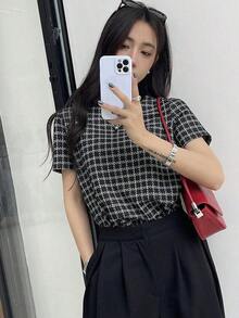 Camiseta De Mujer De Manga Corta A Cuadros - Negro 5 - Ver 4