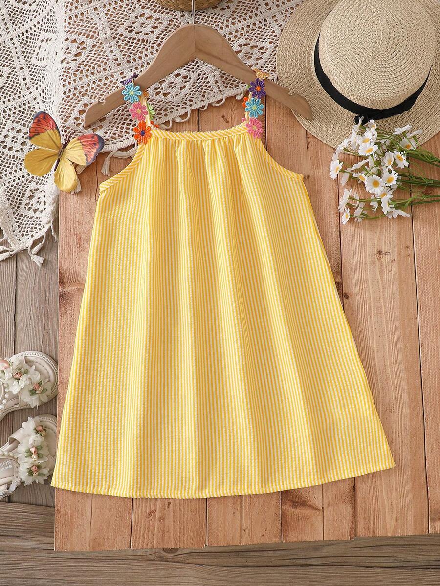 Gaun Kasual Anak Perempuan Motif Bunga Warna-warni Bergaris dengan Tali Bahu Tipis, Cocok untuk Aktivitas Luar Ruangan Sehari-hari di Musim Panas - Kuning - View 1