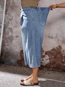 Mature Denim Jeans de pierna ancha y suelta de 7/8 de longitud con bolsillos y pliegues para mujer de talla grande - Lavado ligero - Ver 3