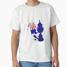Camiseta clásica de la Copa ZhihuaEsta camiseta de algodón de 220 gramos es la combinación perfecta de comodidad y moda para cualquier aficionado al fútbol. Esta camiseta, especialmente diseñada para hombres y mujeres, utiliza tejidos suaves y transpirables para crear un ajuste fascinante y es ideal para días de competición o ropa casual. Hecho de algodón de alta calidad, duradero y suave al tacto. Ya sea que apoyes a tu equipo favorito, participes en un partido de ocio o disfrutes de un día relajado, esta camiseta multifuncional es el último complemento de tu armario. - Negro - Ver 1