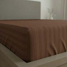 Fitted Sheet With Elastic All Around The Bottom, Cotton-Like Feel, Soft And Cool, Ideal For Spring, Available In Twin, Full, Queen, And King Sizes, Variety Of Colors, Perfect For Modern Bedrooms, Breathable And Comfortable For All Seasons - 巧克力棕 - 查看 2