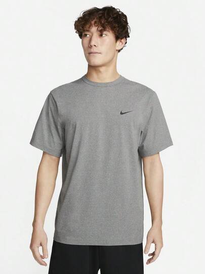  Nike Dri-FIT Hyverse 男子UPF 40+防曬專為跑步、訓練和瑜珈設計快乾短袖訓練上衣DV9840-097