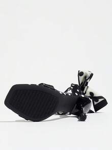 Giày sandal nữ màu đen satin chấm bi, quai nơ, gót vuông, mũi nhọn, quai ngang mắt cá chân, giày cao gót thanh lịch, dép da PU mềm mại, thích hợp cho hẹn hò, tiệc tùng, tụ họp, phong cách thời trang ngọt ngào sang trọng, sandal cao gót mỏng, sandal cao gót nữ thanh lịch, sandal cao gót màu đen. - màu đen - Xem 7