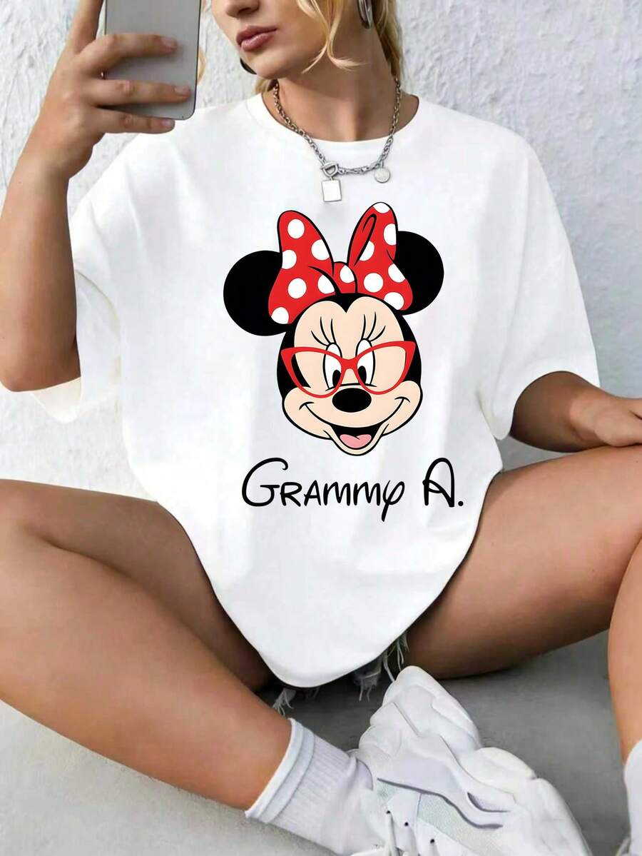 Officially Licensed Disney Summer Minnie Mouse-Themed Personalized "Grammy A." Print T-Shirt-A Cute, Casual Tee Crafted From Ultra-Soft, Lightweight Fabric-Perfect For Family Outings And Everyday Wear (Unisex). - 白色 - 查看 1