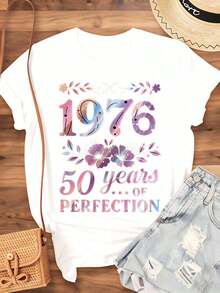1 pieza Camiseta de Cumpleaños para Mujer "50 Años de Perfección 1976", Diseño Floral, Regalo de Aniversario, Estampado Celestial, Camiseta para Celebración de Cumpleaños de Mujer Nacida en 1976, 180g Algodón 100%. - Blanco - Ver 3