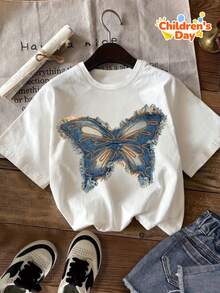 Camiseta de manga corta estilo retro con estampado de mariposas en tela de imitación de mezclilla para niñas, hecha de un tejido suave y cómodo, perfecta para salidas de verano, creando un look elegante. Ropa para Niñas, Artículos de Moda para Niñas. - Blanco - Ver 8