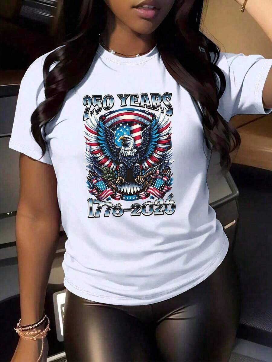 Camiseta de manga corta básica, versátil y casual, con estampado del 250º aniversario de Estados Unidos, nueva para primavera/verano, adecuada para ir al trabajo, hacer deporte, ir de compras y salir, ropa de primavera/verano para mujer, camiseta gráfica de celebración del 250º aniversario para mujer. Tela ligera, corte clásico, perfecto para eventos y atuendos diarios. Ropa de verano fresca para mujer. - Blanco - Ver 1