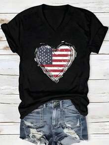 Camiseta Casual de Regalo para el Día de San Valentín con Estampado de Bandera Americana y Corazón, un Regalo Romántico y Patriótico para Americanos Orgullosos, Entusiastas del Cuarto de Julio y Cualquiera que Amueva Combinar su Amor por la Nación con un Diseño Elegante y Sentido, Perfecta para Añadir un Toque Cálido y Festivo a Celebraciones Navideñas, Noches Románticas, Reuniones de Amigas o Uso Diario Casual, Ideal para Cumpleaños, Día de San Valentín o Simplemente para Honrar Tanto el Amor como el Orgullo Nacional con una Camiseta Suave y Elegante de Cuello en V, Confeccionada con Algodón 100% de Primera Calidad para un Ajuste Suave, Transpirable y Cómodo que Dura Todo el Día (Artículo Único, Material: 100% Algodón) playeras de mujer - Negro - Ver 7