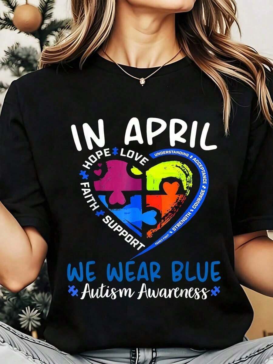 Camiseta de Cuello Redondo para Mujer con Estampado Gráfico de Concientización sobre el Autismo, Corazón de Rompecabezas, "En Abril Usamos Azul", Esperanza, Amor, Fe, Apoyo, Comprensión, Aceptación, Fuerza, Coraje, para el Mes de Concientización sobre el Autismo, Temporada de Primavera, 220g, Playera Holgada para Mujer - Negro - Ver 1