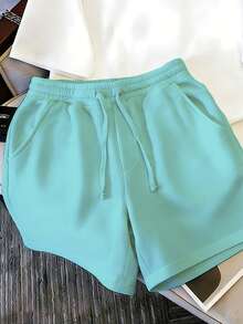Conjunto Casual para Mujer, Playera con Estampado de Bulldog Francés y Café + Pantalones Cortos de Dos Piezas - Camiseta blanca + pantalones cortos VERDE MENTA - Ver 3