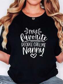 Camiseta única y moderna con diseño atractivo "Mis personas favoritas me llaman abuela" estilo y2k ideal para quienes buscan comodidad y estilo, perfecta para regalar o lucir en cualquier ocasión, disponible en tallas variadas para todos los gustos. - Negro - Ver 1