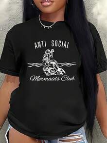 Camiseta ligera y duradera, estampada con el diseño del Club Anti Social Mermaids, perfecta para salidas informales en casa o en una cafetería, diseñada para ofrecer comodidad y uso diario. - Negro - Ver 1