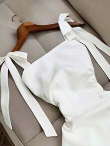 Vestido mini elegante de estilo francés con tirantes de espagueti en color blanco, vestido de verano con cintura ceñida y línea A, adecuado para citas y fiestas;vestido con tirantes de lazo en los hombros en color blanco, adecuado para salidas diarias, vacaciones, graduaciones, cumpleaños y vuelta al cole;vestido de moda para mujer - Blanco - Ver 4