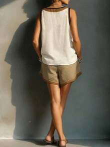 Conjunto de 2 piezas de top sin mangas de cuello en V de color contrastante y shorts sueltos, nuevo estilo casual de verano para mujer - Multicolor - Ver 2