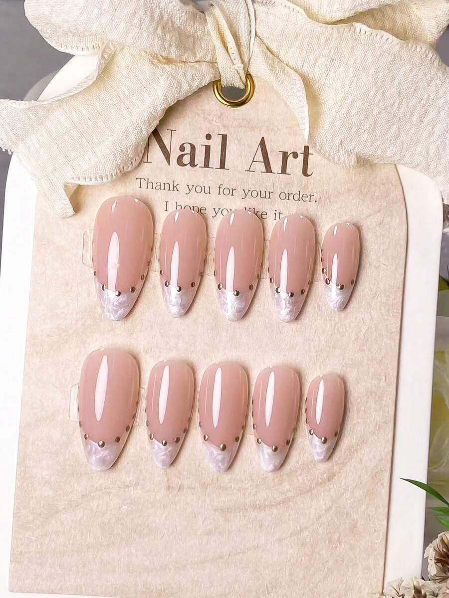 10 pièces d'ongles à presser faits main en forme d'amande, style français blanc avec des pois dorés. Polyvalent pour toutes les formes de mains, convient pour les sorties quotidiennes, les rendez-vous romantiques et autres occasions. Un choix de cadeau délicat et luxueux pour les dames. - Multicolore - Voir 1