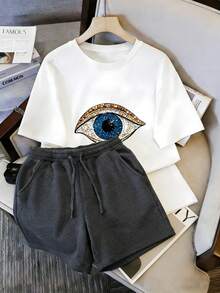 Conjunto de dos piezas de camiseta y shorts para mujer, con ojo azul misterioso y detallado, estilo vintage y llamativo, lleno de ambiente, ideal para looks únicos y con personalidad - Camiseta blanca + pantalones cortos OXFORT - Ver 6