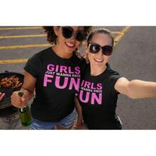Las chicas solo quieren divertirse - Camiseta de mujer retro de los 80s para fiesta, vestido elegante, camisetas de moda para damas, camisetas cómodas y transpirables. - Negro - Ver 1