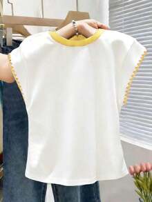 Camiseta de mujer de cuello redondo con ribete de contraste y decoración floral 3D, de uso versátil y casual para uso diario - Multicolor - Ver 2