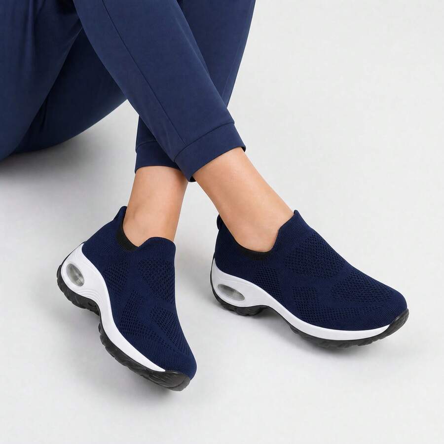 女士休闲轻便透气网面缓震厚底跑步鞋