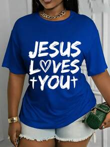 Suave, transpirable y ligera para comodidad durante todo el día. Camiseta casual para mujer con estampado "Jesus Loves Me", de manga corta, cuello redondo, corte regular, adecuada para primavera, verano y otoño, lavable a máquina, un regalo para ella, moda de primavera, top con fuente audaz, ropa cómoda. Cuello redondo clásico con un corte relajado que favorece todas las formas del cuerpo y es fácil de combinar con jeans, shorts y leggings. - Blanco - Ver 10